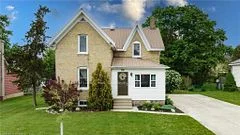 86 Oxford Street, Bluewater, On N0m 1x0