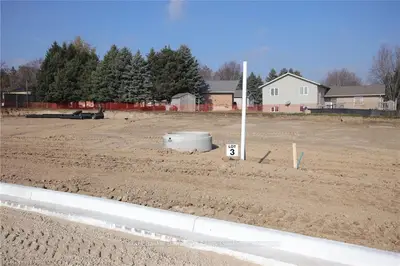 768 Bryans Drive, Huron East, On N0g 1h0