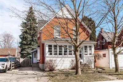 63 Taylor Street, Stratford, On N5a 4j8