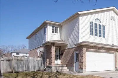 Semi-Detached in Stratford