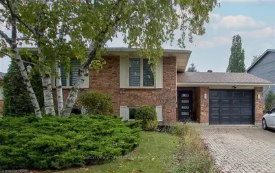 338 Greenwood Drive, Stratford, On N5a 7r3