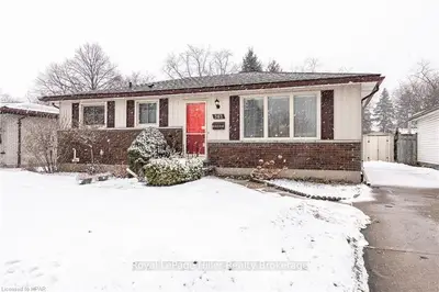 361 Willow Street, Stratford, On N5a 3b8