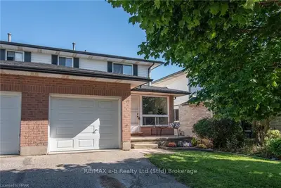 66 Galt Road, Stratford, On N5a 7s6