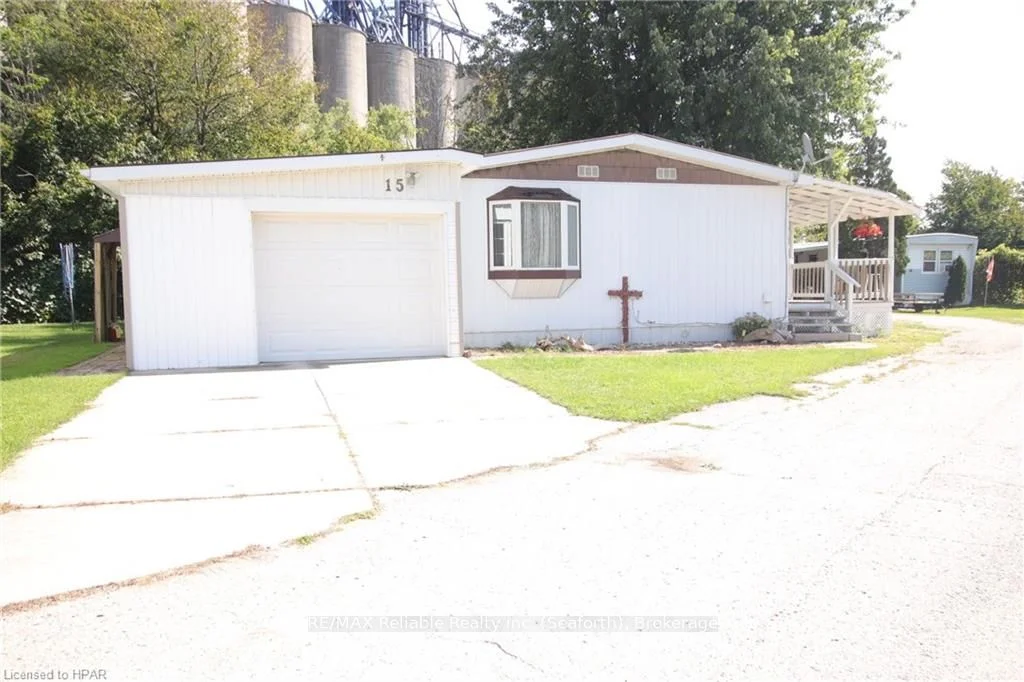343 Victoria Street 15, Central Huron, On N0m 1l0