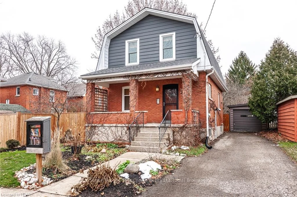 87 Avondale Avenue, Stratford, On N5a 6m7