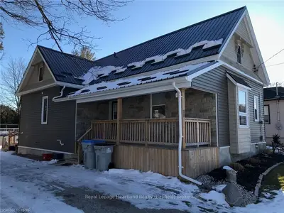 452 Andrew Street, South Huron, On N0m 1s1