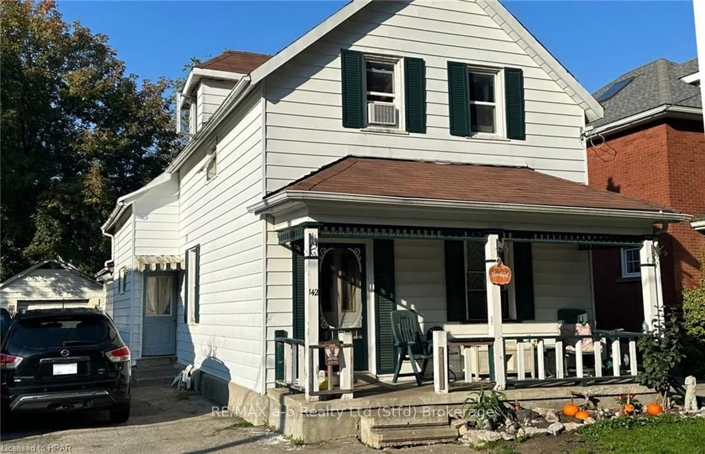 142 Grange Street, Stratford, On N5a 3p8