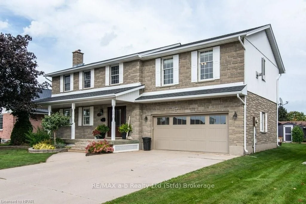 102 KING Street, East Zorra-Tavistock, ON N0B 2R0