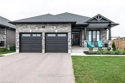 1 BLOWES Drive, Stratford, ON N5A 0H7