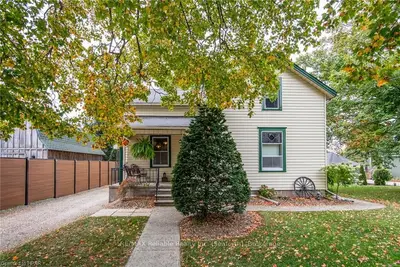 65 MARKET Street, Huron East, ON N0K 1W0