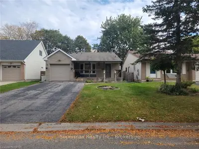 67 BEECHBANK Crescent, London South, ON N6E 2P1