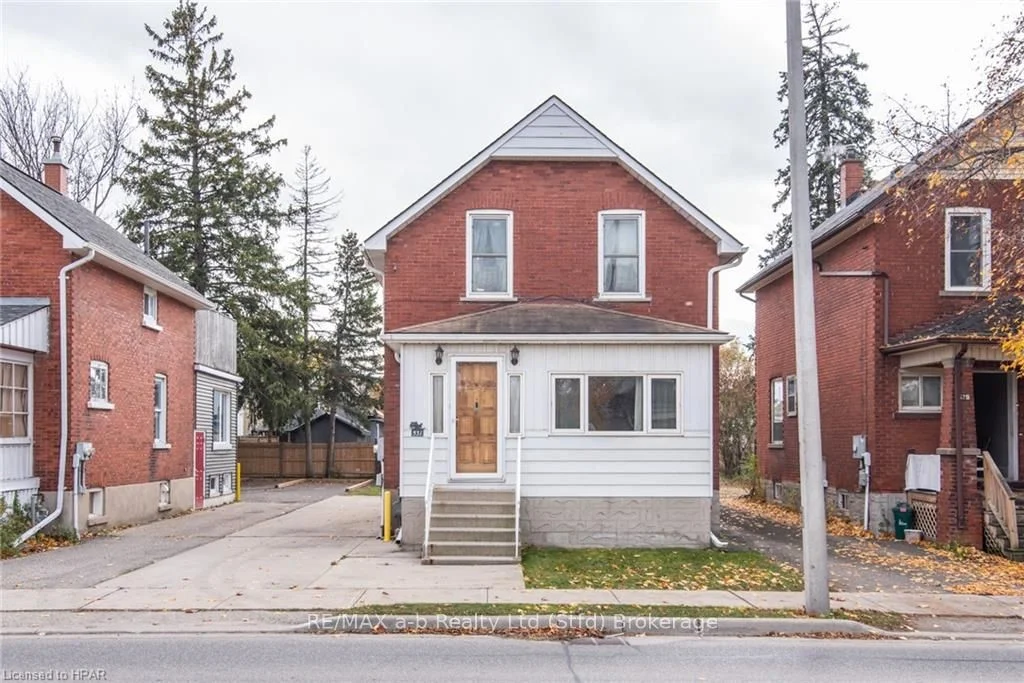 531 ONTARIO Street, Stratford, ON N5A 3J4
