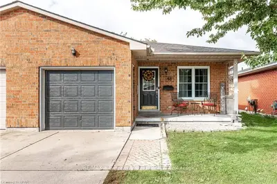 48 ANN Street, St. Marys, ON N4X 1A7