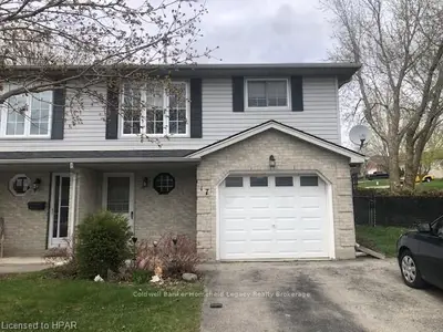 17 SOUTHVALE Road, St. Marys, ON N4X 1E9