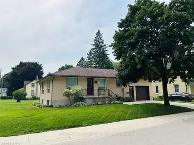 24 BROWNLEE Street S, South Bruce, ON N0G 2S0