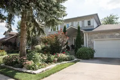 217 BRIARHILL Drive, Stratford, ON N5A 7T1