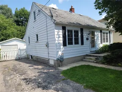 232 ST JULIEN Street, London East, ON N5Z 2N3