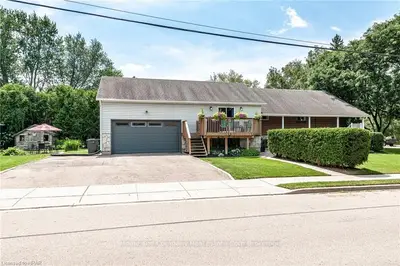 57 ELM Street, Stratford, ON N5A 7R9