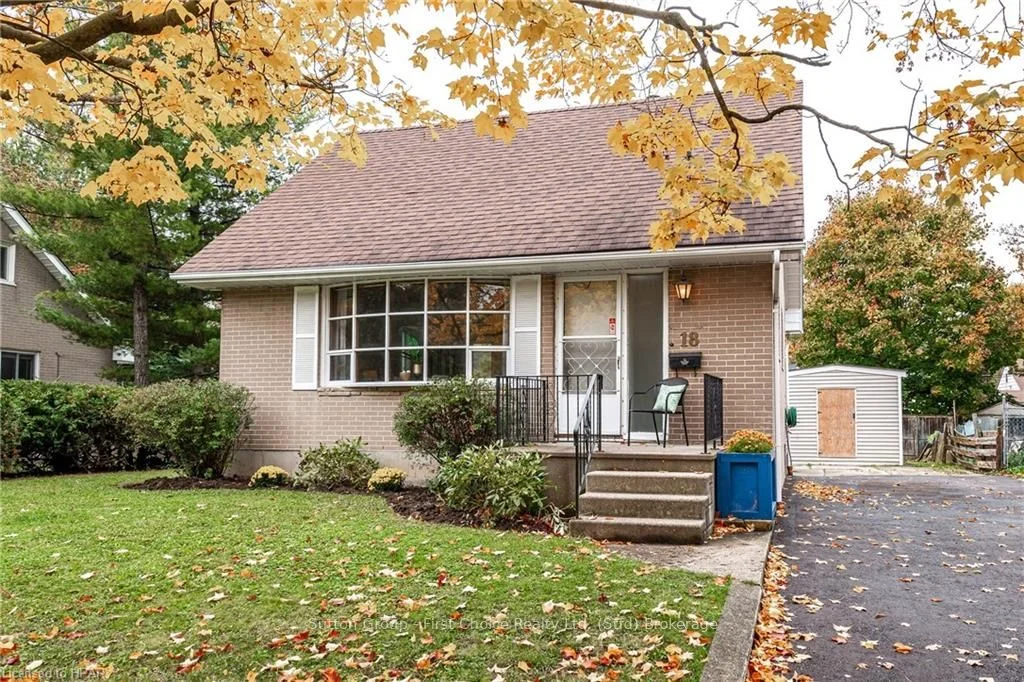 18 CANTERBURY Avenue, Stratford, ON N5A 4V9