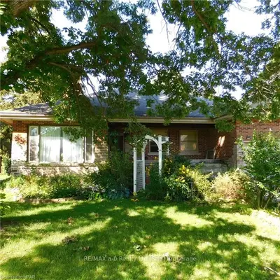 58 YOUNGS Street, Stratford, ON N5A 1J6