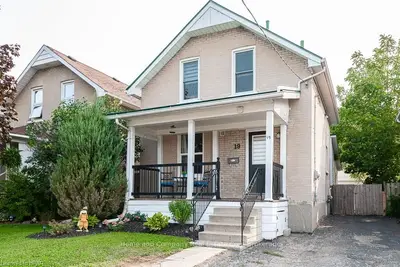 19 COLLEGE Street, Stratford, ON N5A 4R4