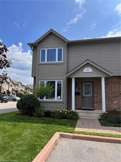 1600 MICKLEBOROUGH Drive 21, London North, ON N6G 5R9