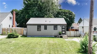 26 REGINA Road, Huron East, ON N0M 1L0