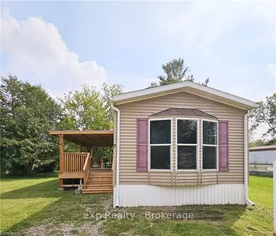 75049 HENSALL ROAD, #7 MAIN STREET Road, Huron East, ON N0K 1W0