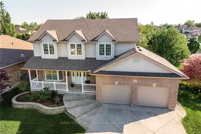 305 BRIARHILL Drive, Stratford, ON N5A 7T1