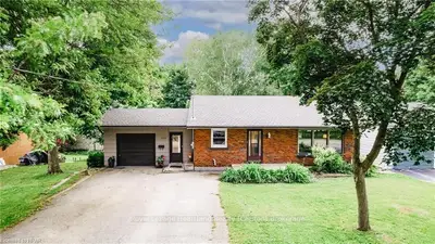 255 DRUMMOND Street, North Huron, ON N0M 1H0