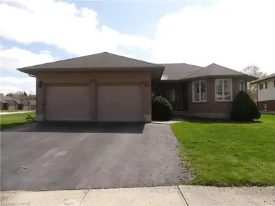 120 JAMES Street, North Huron, ON N0G 2W0