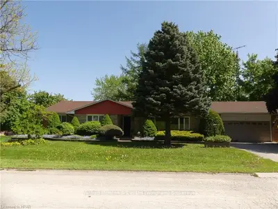 178 DRUMMOND Street, North Huron, ON N0M 1H0
