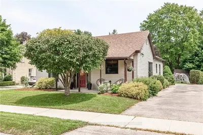 137 CHURCH Street N, St. Marys, ON N4X 1B4