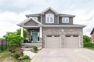 18 DIAMONDRIDGE Court, St. Marys, ON N4X 0B3