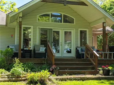 75551 ELLIOT Street, Bluewater, ON N0M 1G0