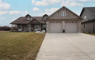 37 BIRTCH CREEK, St. Marys, ON, N4X 0A3
