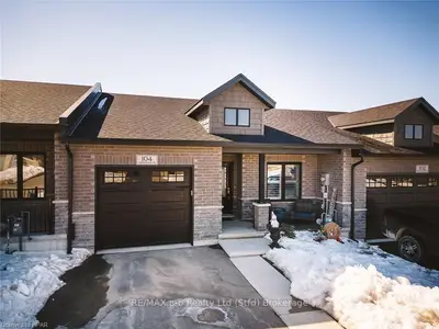 104 RIDGEWOOD Crescent, St. Marys, ON N4X 1E8