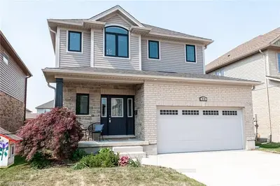 33 BROWN Street, Stratford, ON N5A 0B8