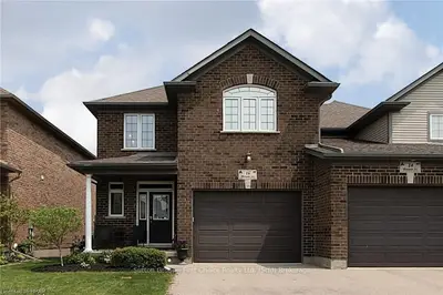 16 BROWN Street, Stratford, ON N5A 0B8