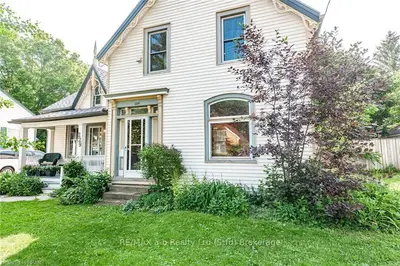 229 WELLINGTON Street, Stratford, ON N5A 2L7