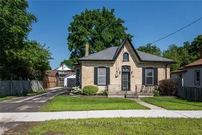 60 MCKENZIE Street, Stratford, ON N5A 2B6