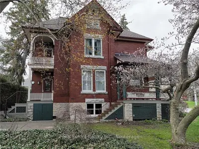112 CHURCH Street N, St. Marys, ON N4X 1A1