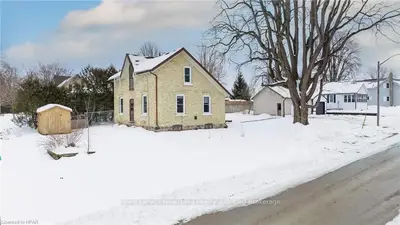 11 BRANDON Street, Morris Turnberry, ON N0G 1E0