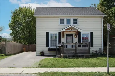 110 KING Street, Stratford, ON N5A 4R7