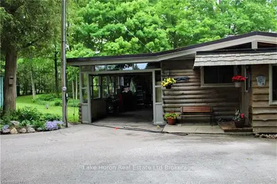 76578 BLUEWATER HWY Road, Bluewater, ON N0M 1G0