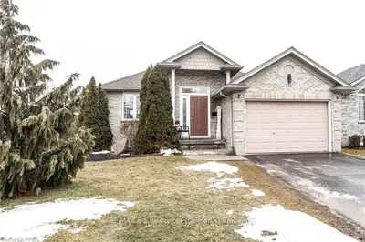126 MEADOWRIDGE Drive, St. Marys, ON N4X 1E7