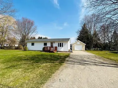 284 HAMILTON Street, North Huron, ON N0M 1H0
