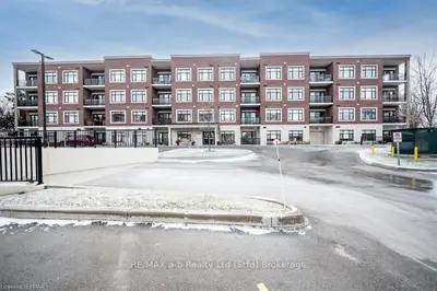 235 JOHN Street N 410, Stratford, ON N5A 0H9
