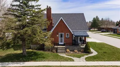 376 EDWARD Street, South Huron, ON N0M 1S6