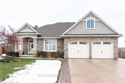 41 LITTLE THAMES Place, Stratford, ON N4Z 0A4